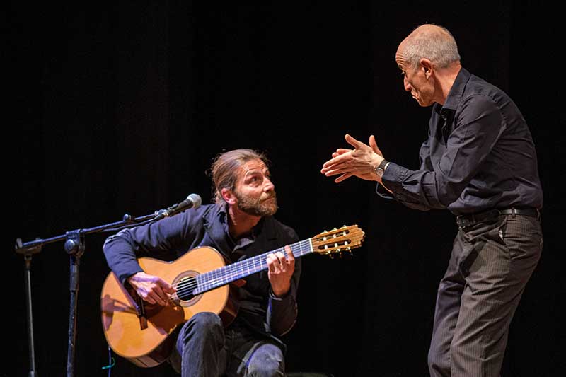 Viaggio nella Canzone Napoletana con Peppe Servillo