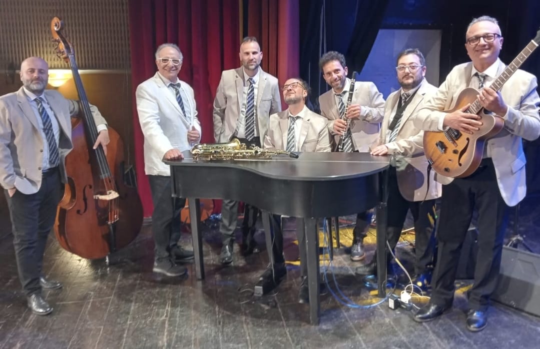 Omaggio a Renato Carosone con Caro Carosone Orchestra