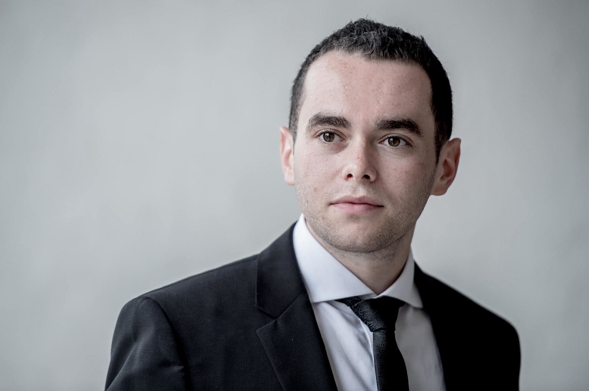 Ben Glassberg dirige il War Requiem di Britten al Massimo